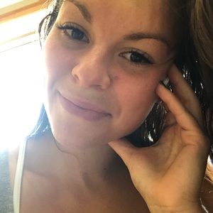 Meet your Posher, Ariana